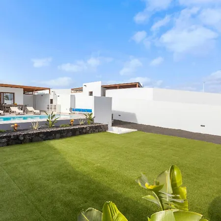 Altos Tabaiba 7a By Escape * بلايا بلانكا